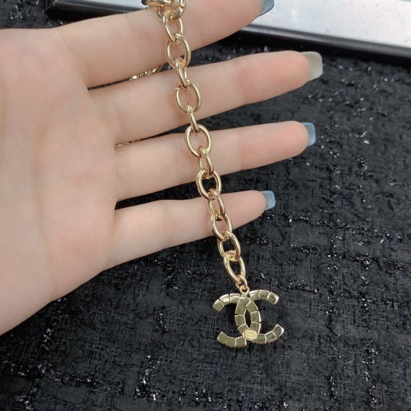 Ch**el waist chain